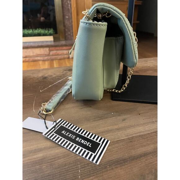 NWT Alexis Bendel Seafoam Green Chain Bag - Picture 4 of 6